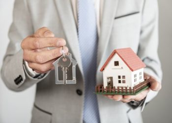 Selling Or Buying A House, That Ought To You Need To Do First?