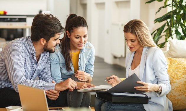 Role of Real Estate Agents in tangible Estate Investments