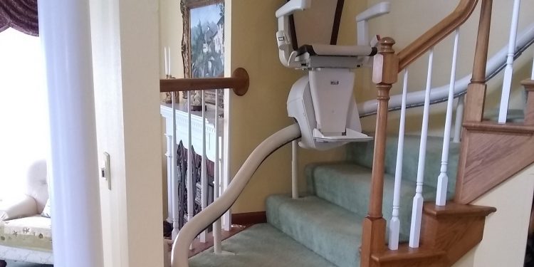 Should You Rent or Buy a Stairlift?