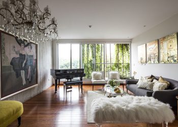 How to Maximize Space in Small Urban Apartments
