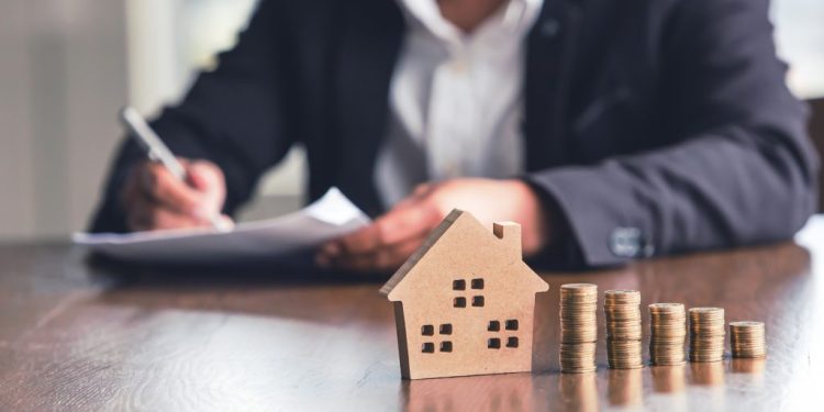 Direct Buying vs. Using a Broker: Which Is Better?